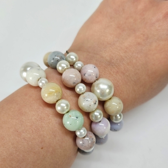 VINTAGE Speckled Pastel Plastic Beaded Bead Necklace & Bracelet Set - Picture 5 of 6